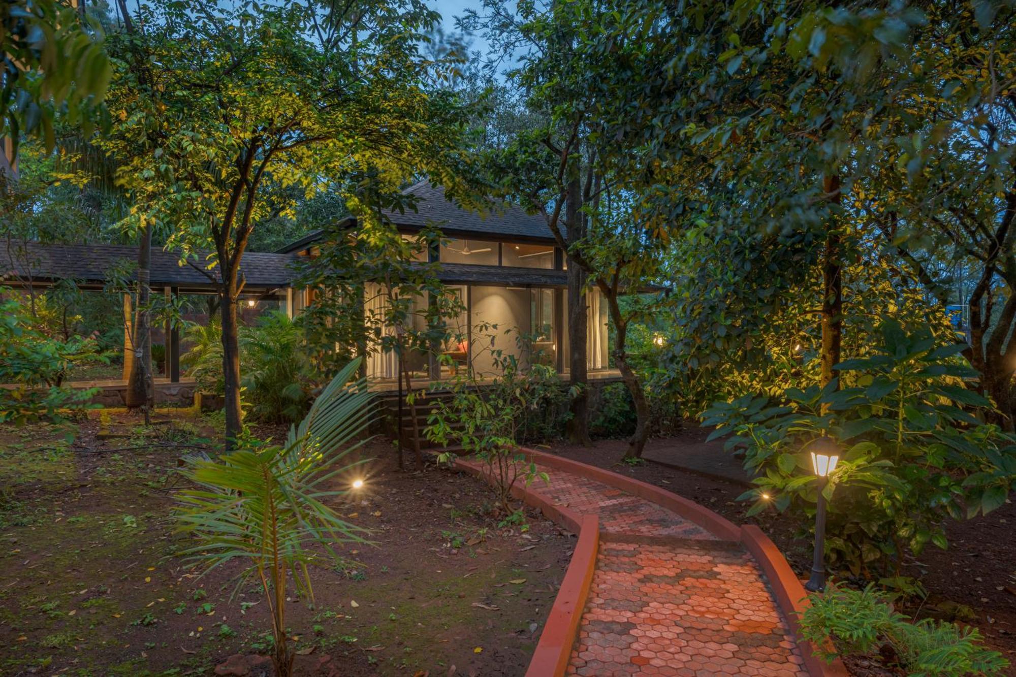 Saffronstays The Glasshouse, Panchgani - Beautiful Glass Villa For Couples Exterior foto